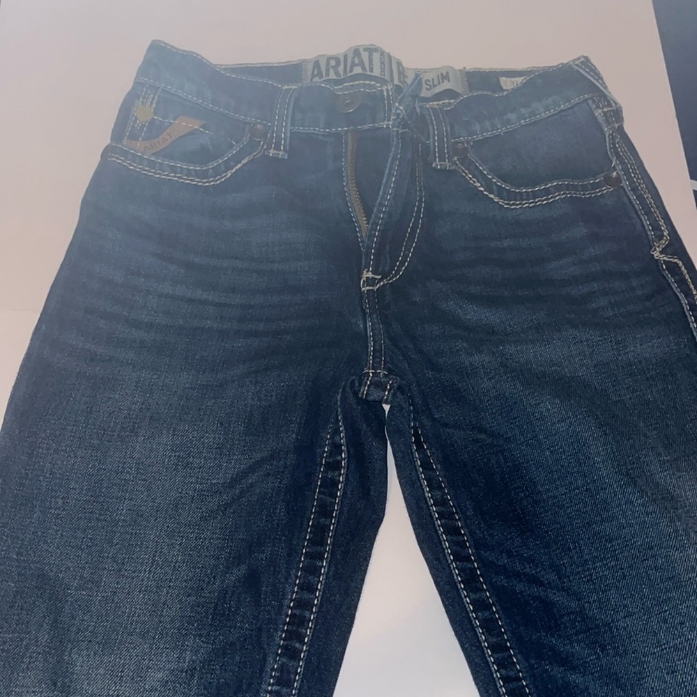 Ariat slim size 14